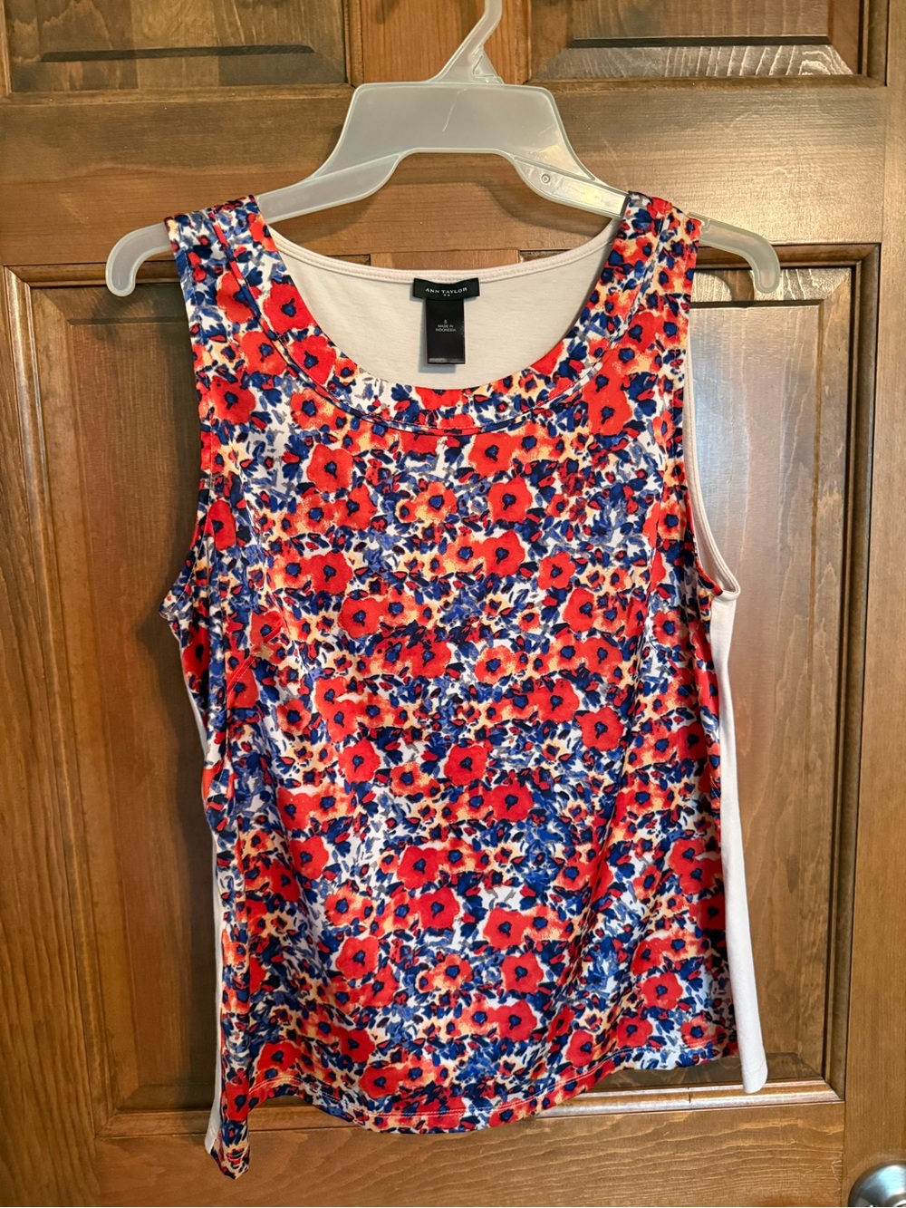 Ann Taylor Red and Blue Floral Scoop Neck Tank